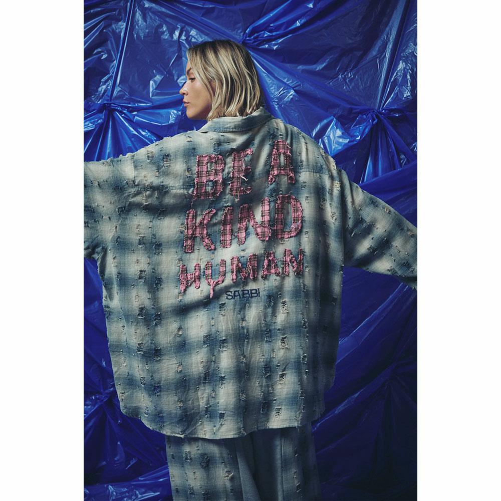 Sabbi Be A Kind Human Oversized Shirt